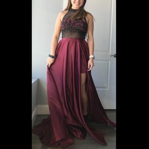 Floral top A ball Prom dress! Burgundy/black